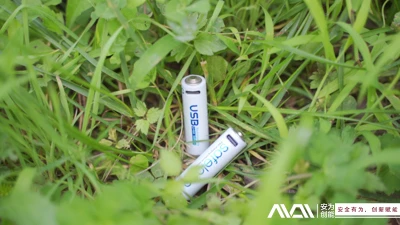 Anvendelse af genopladeligt AAA-lithium-batteri